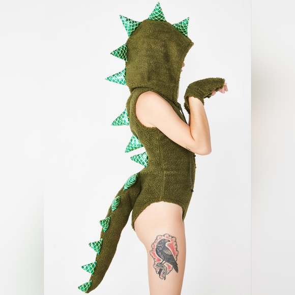 ISO Dinosaur Romper - Picture 2 of 2